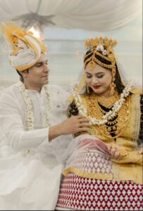 randeep-lin-weeding